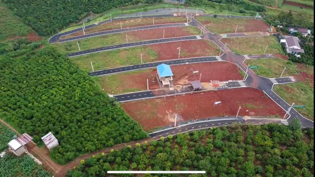 Tình trạng phân lô bán nên ở ngoại thành, nông thôn diễn ra nóng bỏng thời gian qua