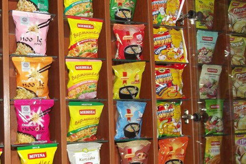 Báo Ukraine ca ngợi tỷ phú đô la Phạm Nhật Vượng ảnh 1