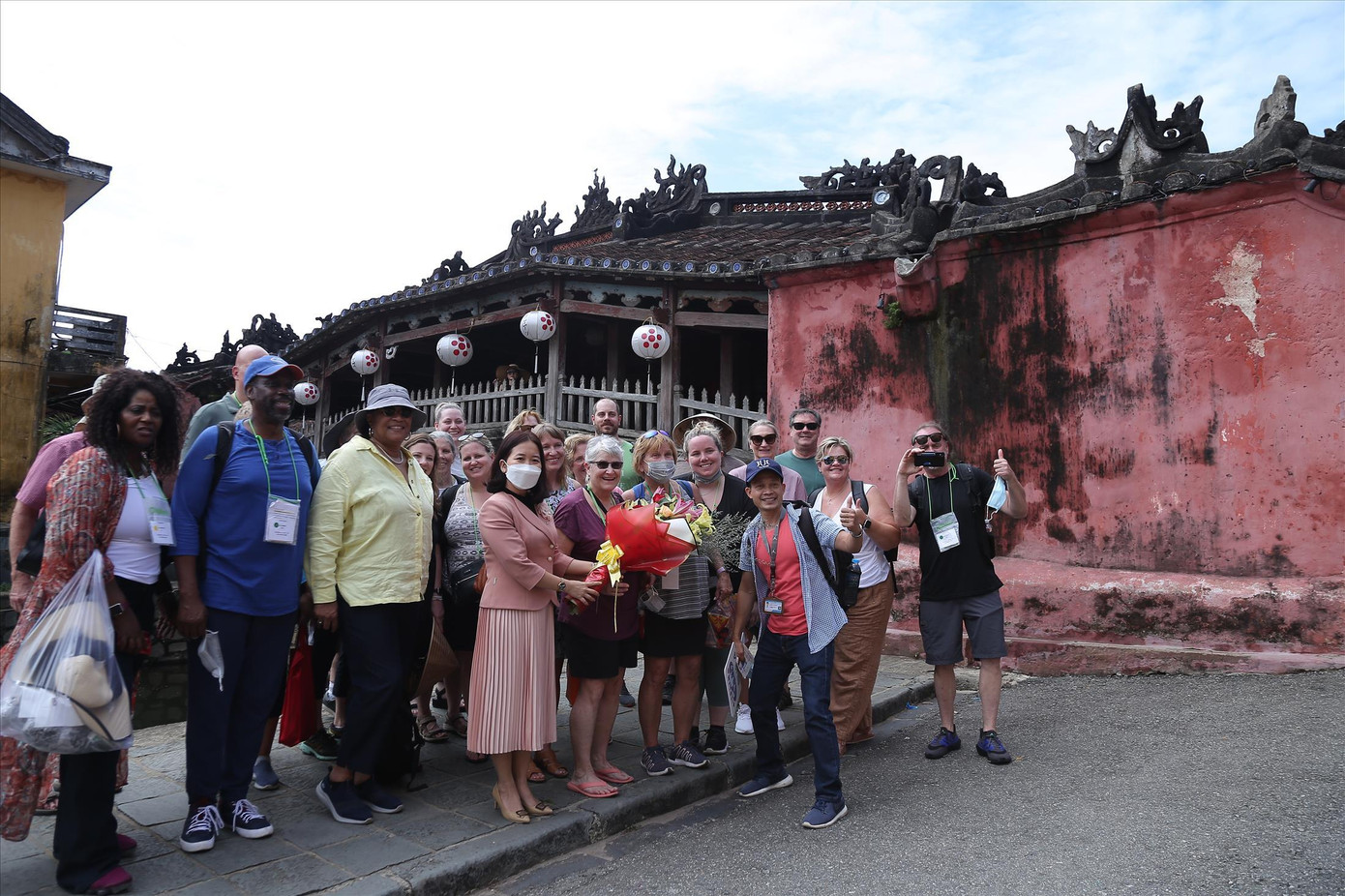 Khách du lịch quốc tế còn thưa vắng. Ảnh: HOÀI VĂN