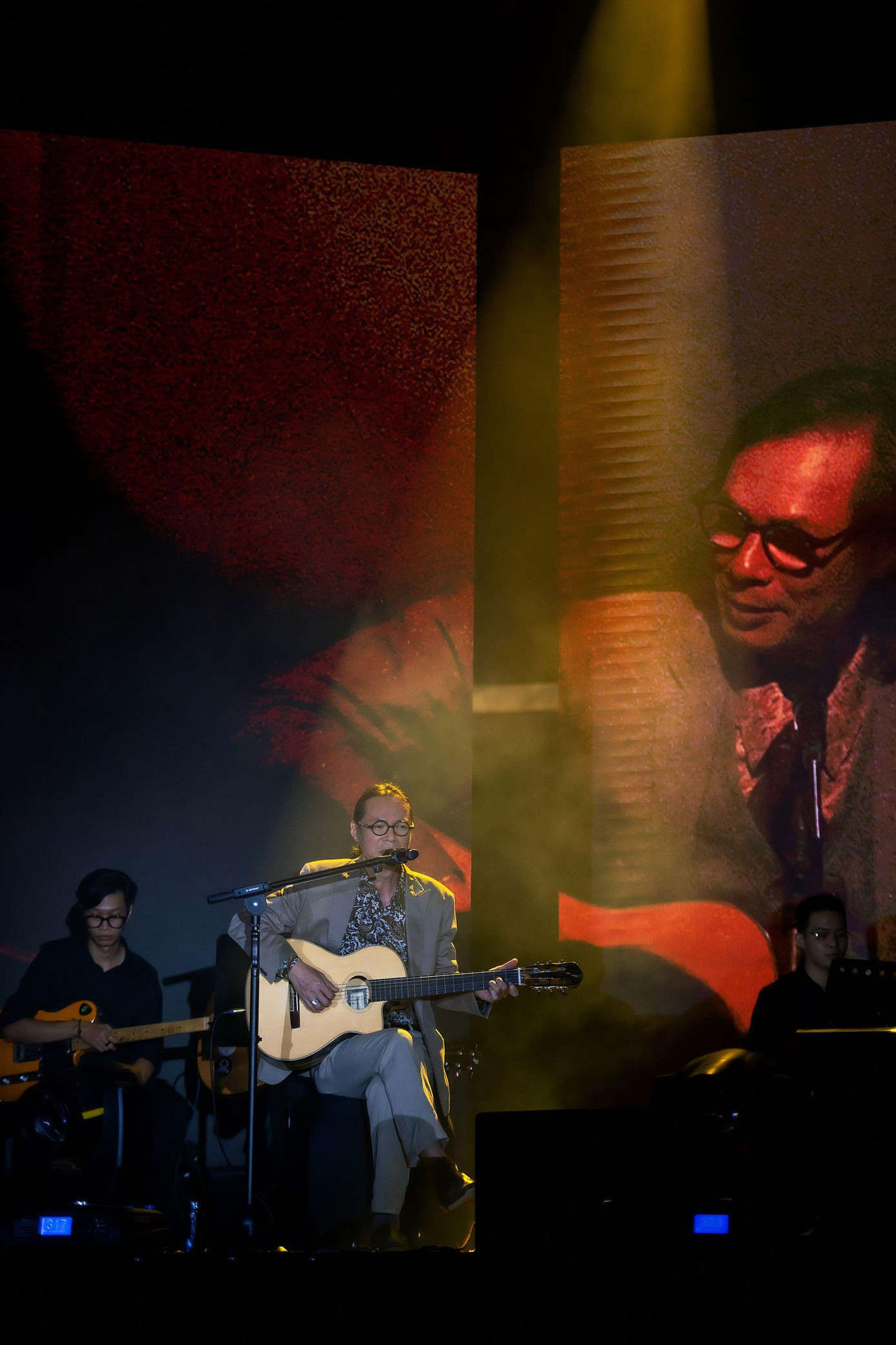 NSƯT Trần Lực giảm 10 kg để vào vai Trịnh Công Sơn.