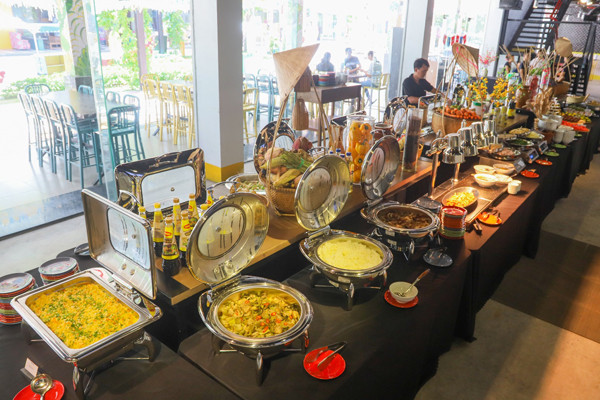 Cocobay: Tặng vé Chung kết HHVN 2018 cho khách dự tiệc Buffet 25/8 ảnh 5