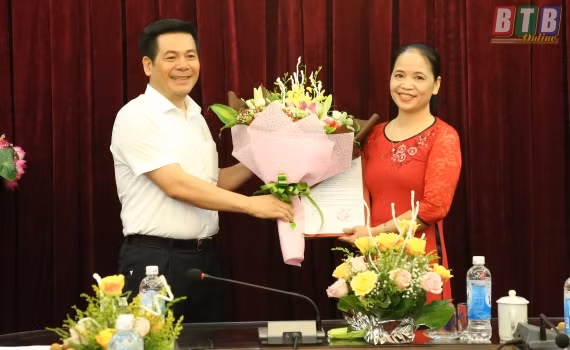 Nhân sự mới Lào Cai, Thái Bình, An Giang, Quảng Nam, Đắk Lắk ảnh 2