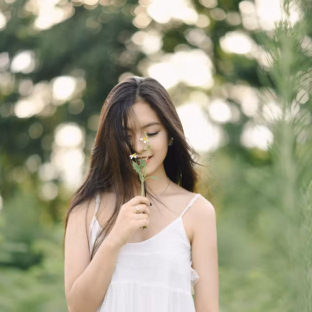 Nữ sinh Việt tại Pháp học giỏi, xinh đẹp 'gây thương nhớ' ảnh 9