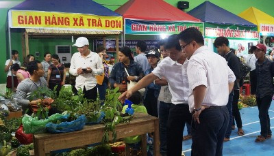 Agribank đồng hành cùng Lễ hội Sâm ngọc Linh năm 2018 ảnh 1