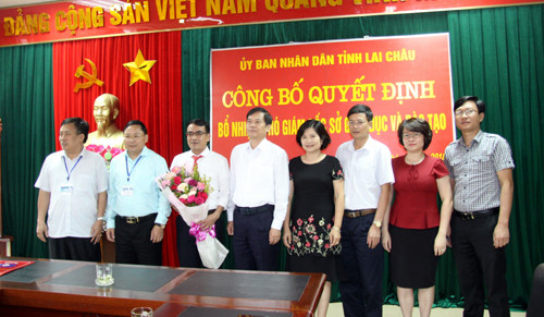 Điều động, bổ nhiệm nhân sự 8 tỉnh thành ảnh 6