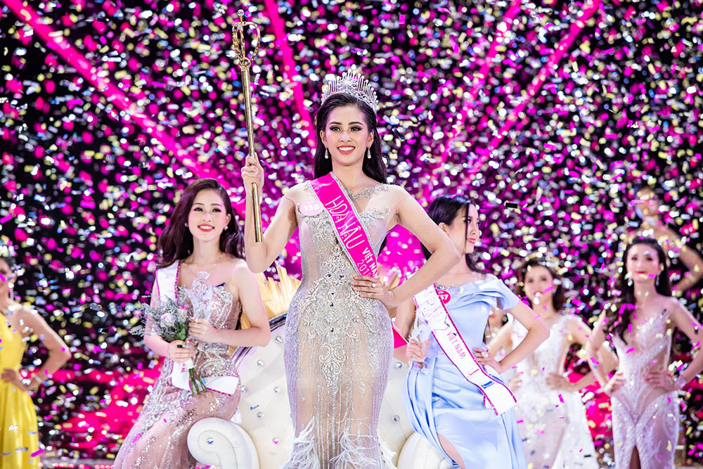 Á hậu 1 HHVN 2018 Bùi Phương Nga: 'Hoa hậu là người đẹp nhất' ảnh 18 Á hậu 1 HHVN 2018 Bùi Phương Nga: 'Hoa hậu là người đẹp nhất' ảnh 18