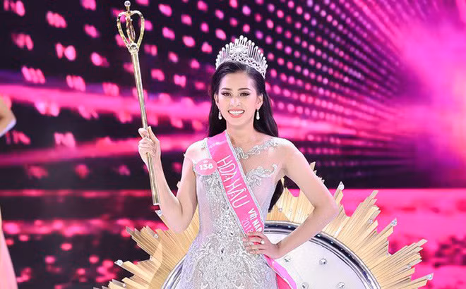 Nghệ thuật tôn vinh hoa hậu Việt lên ngôi ảnh 5