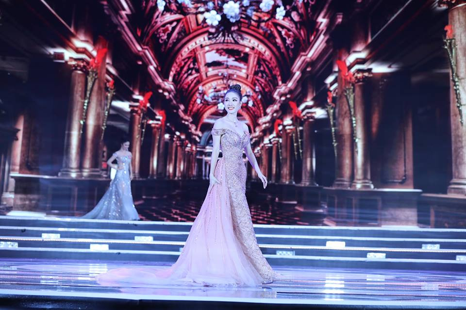 Á hậu 1 HHVN 2018 Bùi Phương Nga: 'Hoa hậu là người đẹp nhất' ảnh 19 Á hậu 1 HHVN 2018 Bùi Phương Nga: 'Hoa hậu là người đẹp nhất' ảnh 19