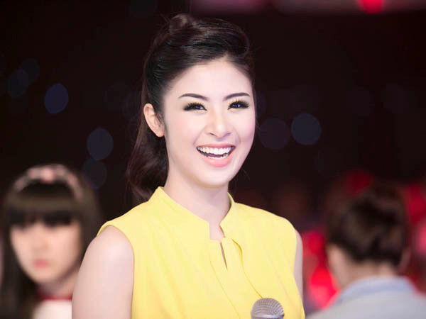 Ngọc Hân đẹp hơn với làn da ngày càng trắng sáng, mịn màng