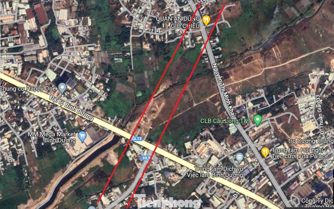 Vị trí cầu vượt qua đường Nguyễn Thị Minh Khai và Quốc lộ 13. Ảnh: chụp từ vệ tinh. Vị trí cầu vượt qua đường Nguyễn Thị Minh Khai và Quốc lộ 13. Ảnh: chụp từ vệ tinh.