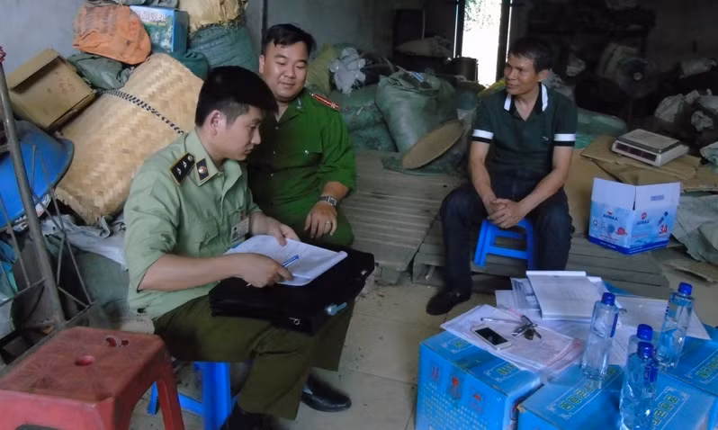 Thu giữ gần 300kg đông dược nhập lậu ảnh 2