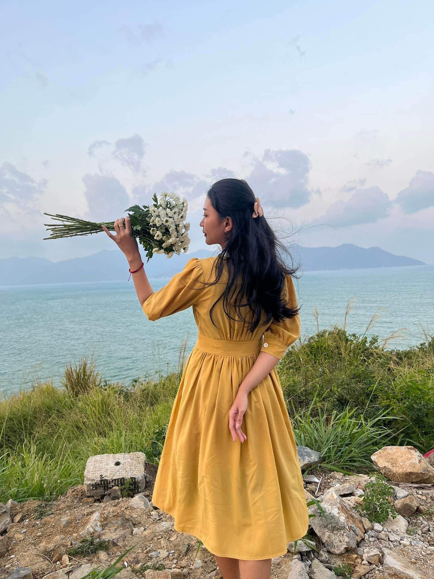 team building ảnh 2 Thanh Tú không thích những hoạt động mang tính chất nhạy cảm, trò đùa giới tính trong buổi team building.