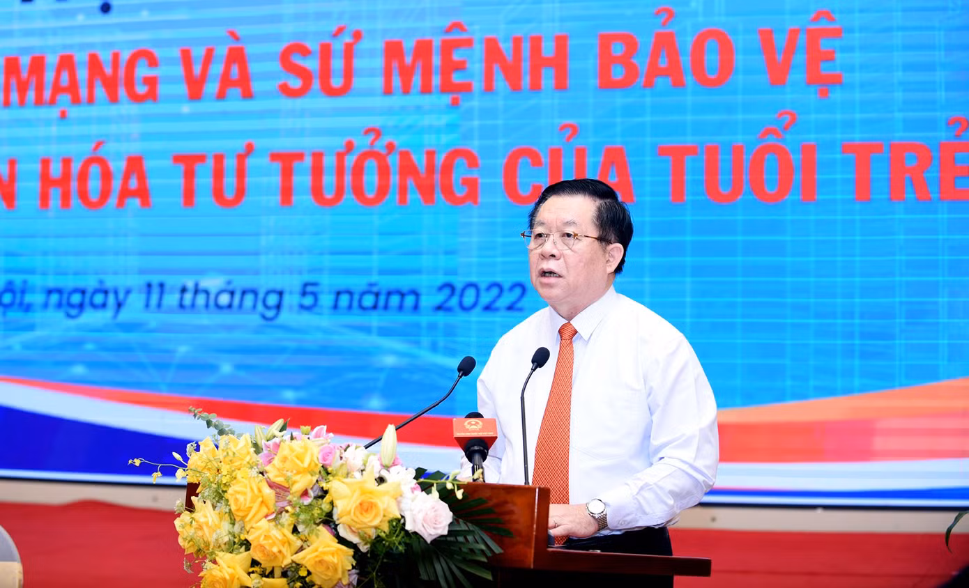 Ông Nguyễn Trọng Nghĩa phát biểu tại hội thảo. Ảnh: Xuân Tùng Ông Nguyễn Trọng Nghĩa phát biểu tại hội thảo. Ảnh: Xuân Tùng