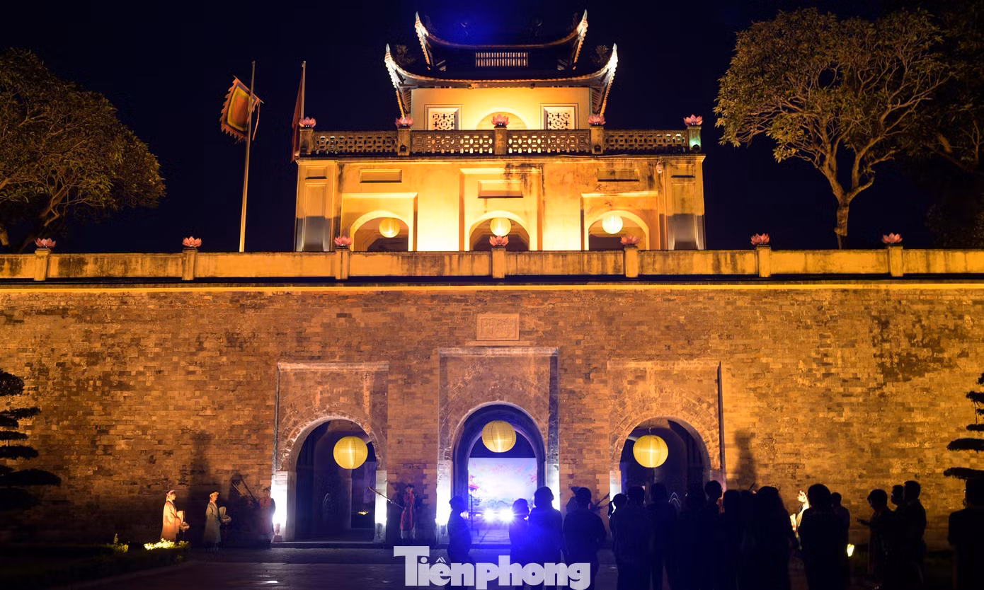 Cổng Đoan Môn nơi bắt đầu tour "Giải mã Hoàng thành"