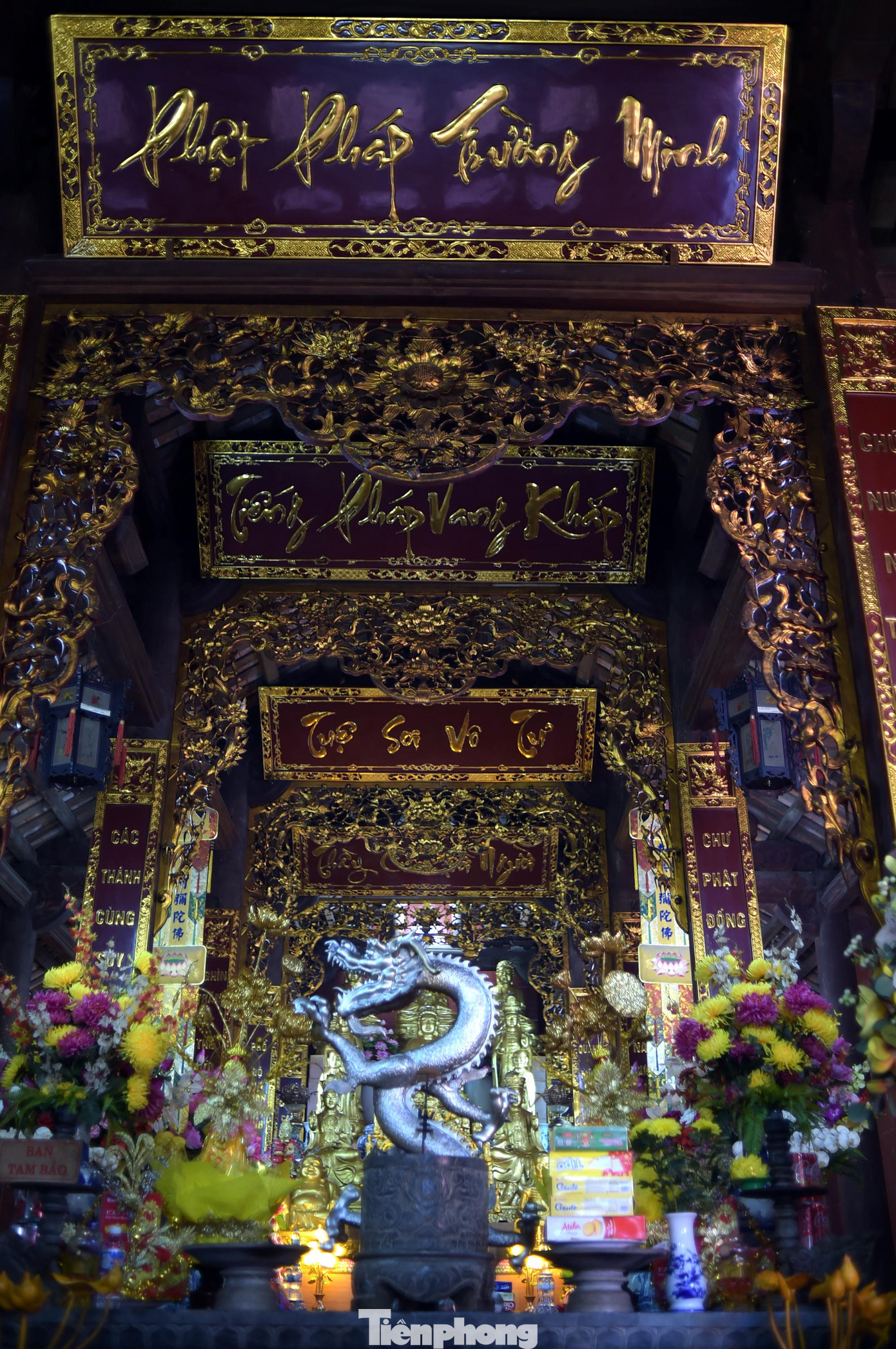 Những ngày mùng 1, ngày rằm và các ngày lễ Tết, chùa Bạch Long là nơi người dân của đảo và các ngư dân đến chiêm bái, cầu mong sự lành, cuộc sống ấm no, biên giới an bình. Những ngày mùng 1, ngày rằm và các ngày lễ Tết, chùa Bạch Long là nơi người dân của đảo và các ngư dân đến chiêm bái, cầu mong sự lành, cuộc sống ấm no, biên giới an bình.