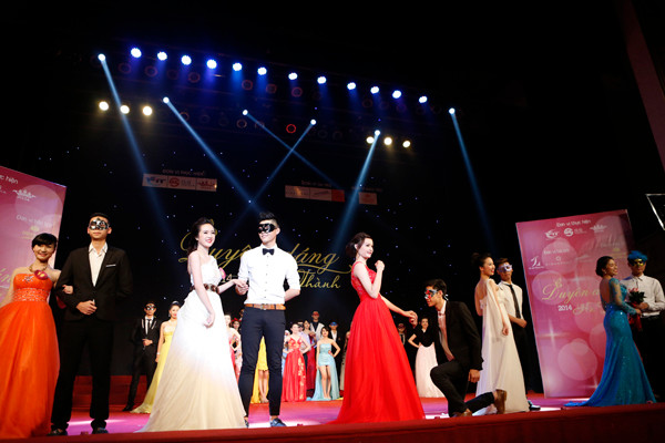 Nữ sinh Việt Đức đoạt Hoa khôi Duyên dáng Hà thành ảnh 9