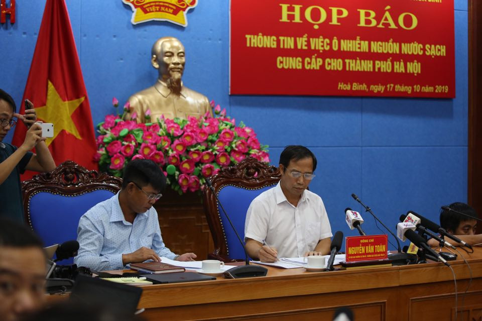 Nước sạch sông Đà chưa biết bao giờ đảm bảo cho việc ăn uống ảnh 2