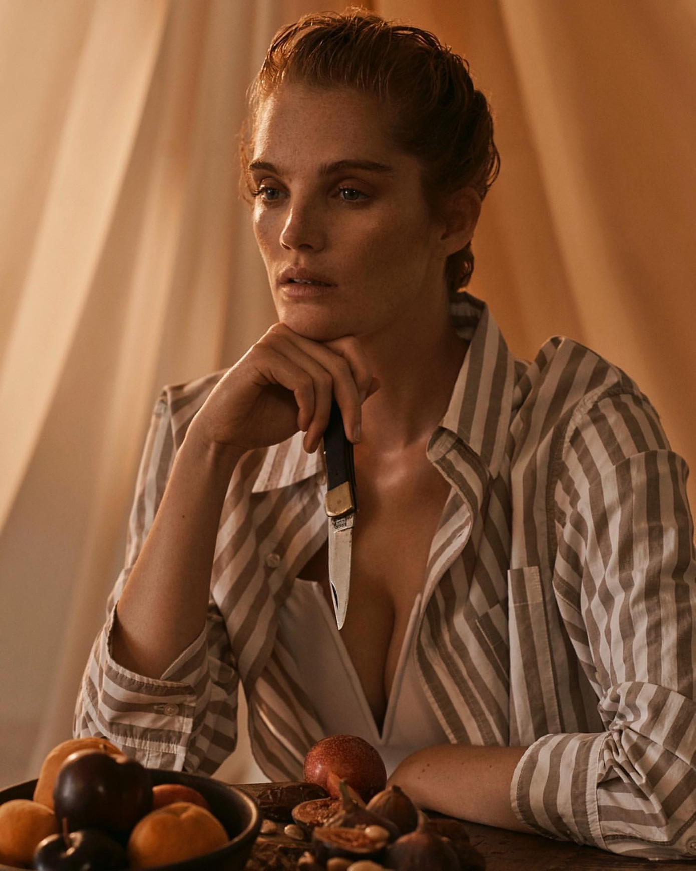 Say đắm thân hình bốc lửa của thiên thần nội y tóc đỏ cao trên 1m8 ảnh 5