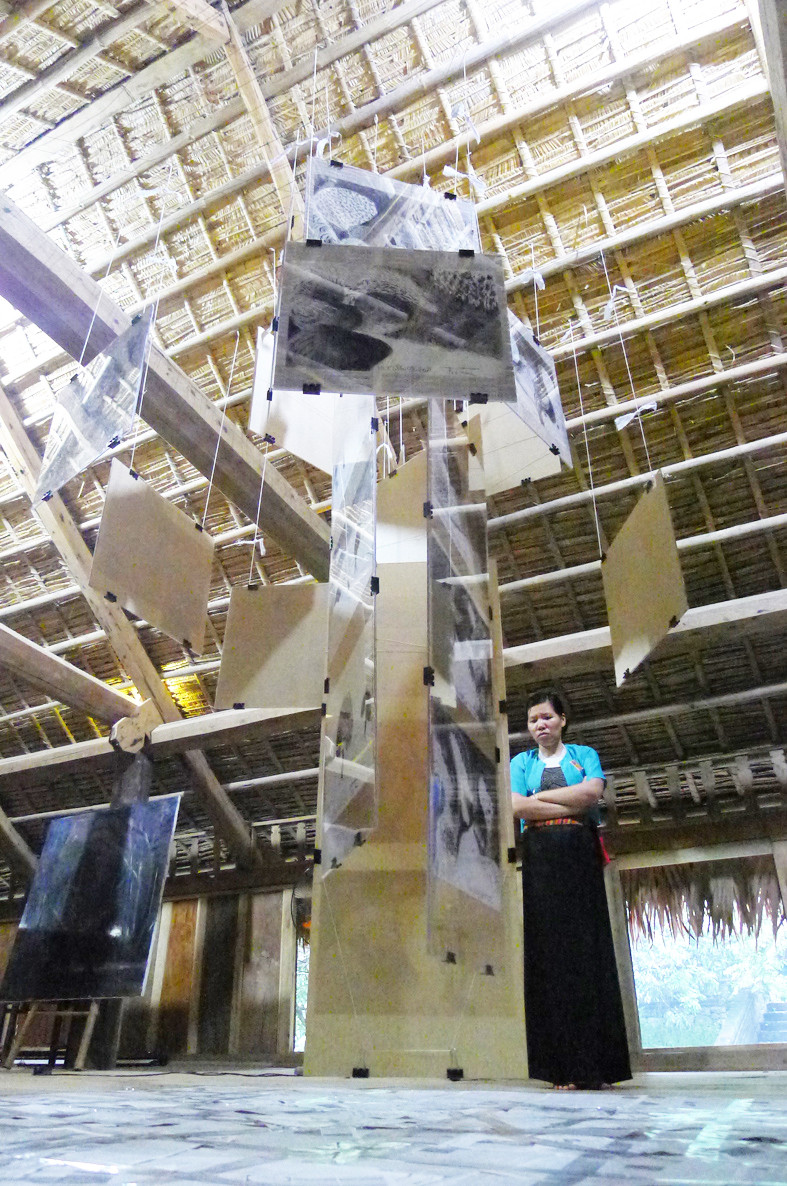 Trong Bảo tàng Không gian Văn hóa Mường. Ảnh: Vũ Lâm