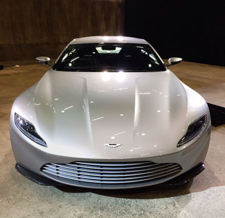Lóa mắt với siêu xe Aston Martin của 'Điệp viên 007' ảnh 1