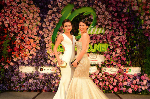 Ngọc Trinh thú nhận 'trên mặc đồ hiệu, dưới diện váy nhái' ảnh 9