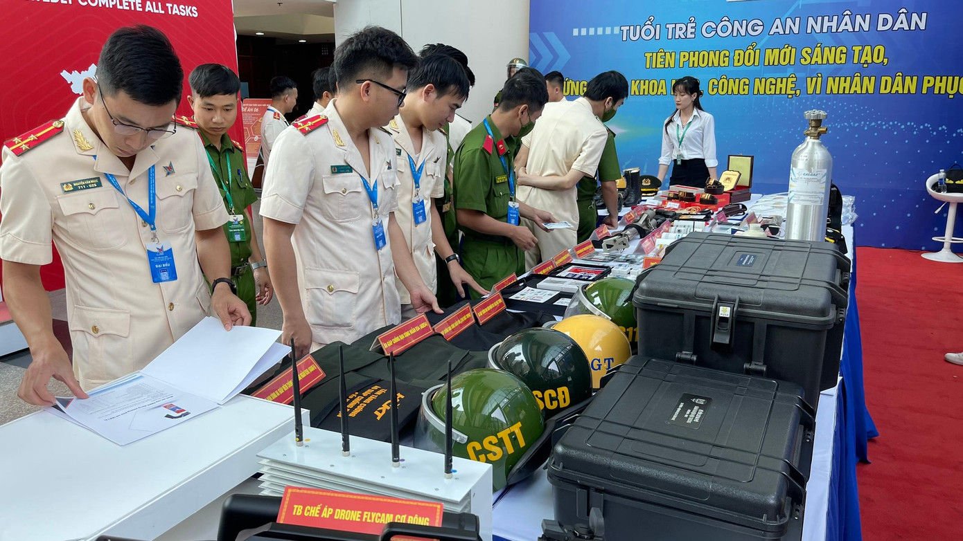 Tại triển lãm, các công trình, sản phẩm sáng tạo được trưng bày tại 5 khu vực triển lãm và là không gian đại diện cho 5 khối lực lượng là: Không gian sáng tạo khối An ninh, Tình báo, Cảnh vệ; Không gian sáng tạo khối Cảnh sát; Không gian sáng tạo khối Xây dựng lực lượng, học viện, trường Công an nhân dân; Không gian sáng tạo khối Hậu cần - kỹ thuật, bệnh viện; Không gian chuyển đổi số do lực lượng Quản lý xuất nhập cảnh và lực lượng Cảnh sát quản lý hành hành chính về trật tự xã hội.