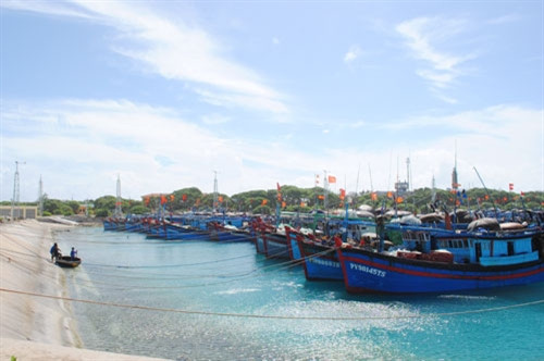 Âu tàu Song Tử Tây, điểm tựa vững chắc của ngư dân bám biển