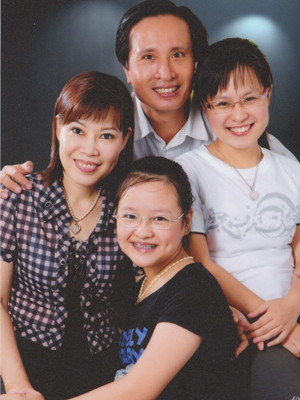 Gia đình Tôn Hà Anh (Ảnh do nhân vật cung cấp)
