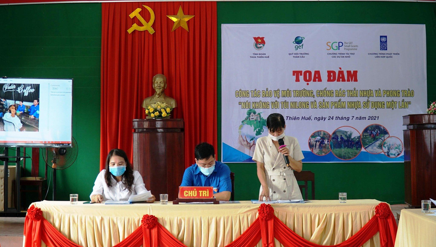 Tỉnh Đoàn TT-Huế còn tổ chức tọa đàm về bảo vệ môi trường, chống rác thải nhựa