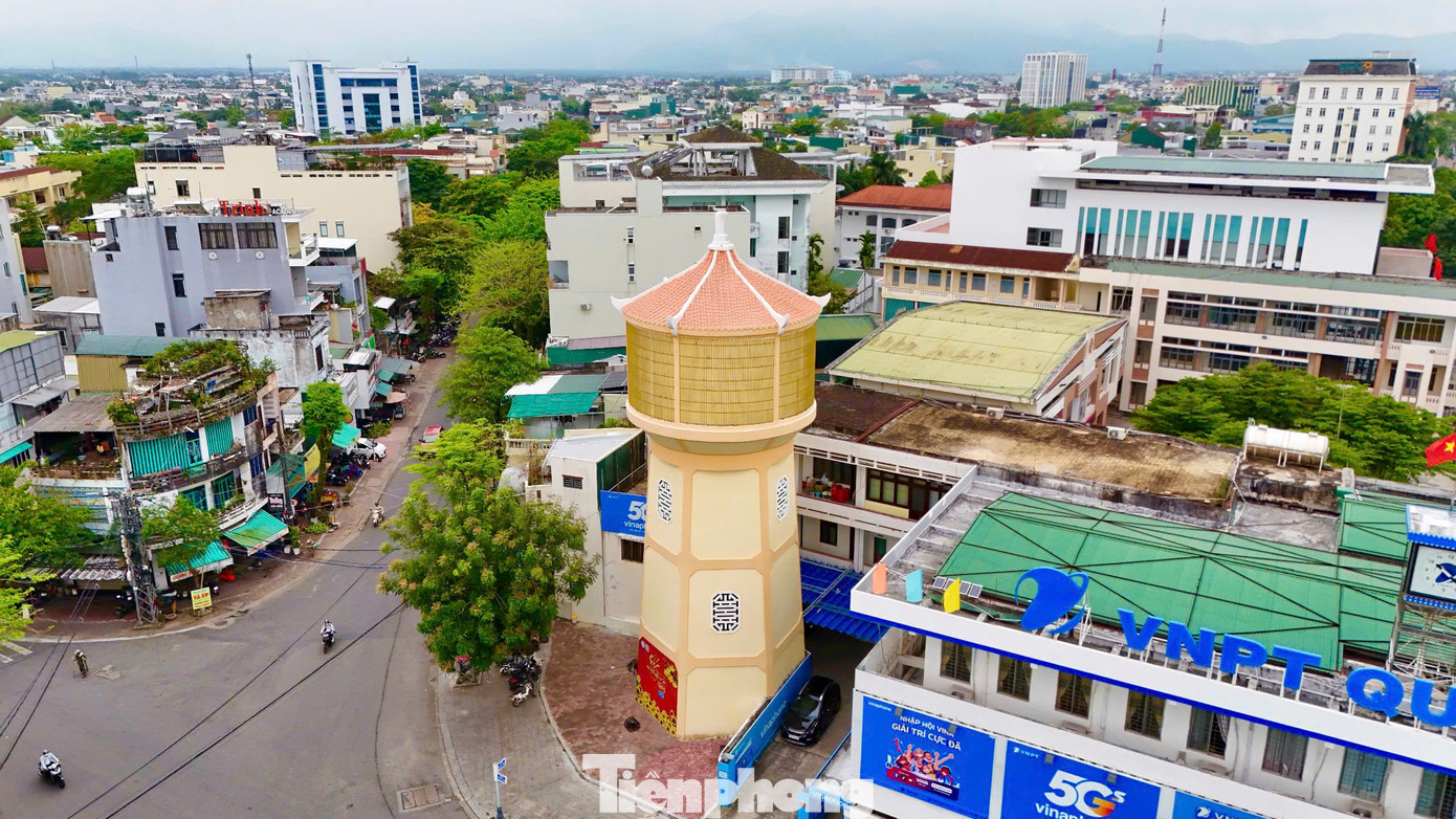 Công trình này được xây dựng cuối thập niên 1920, để cung cấp nước sinh hoạt cho cư dân địa phương thời bấy giờ. Ảnh: Nguyễn Ngọc