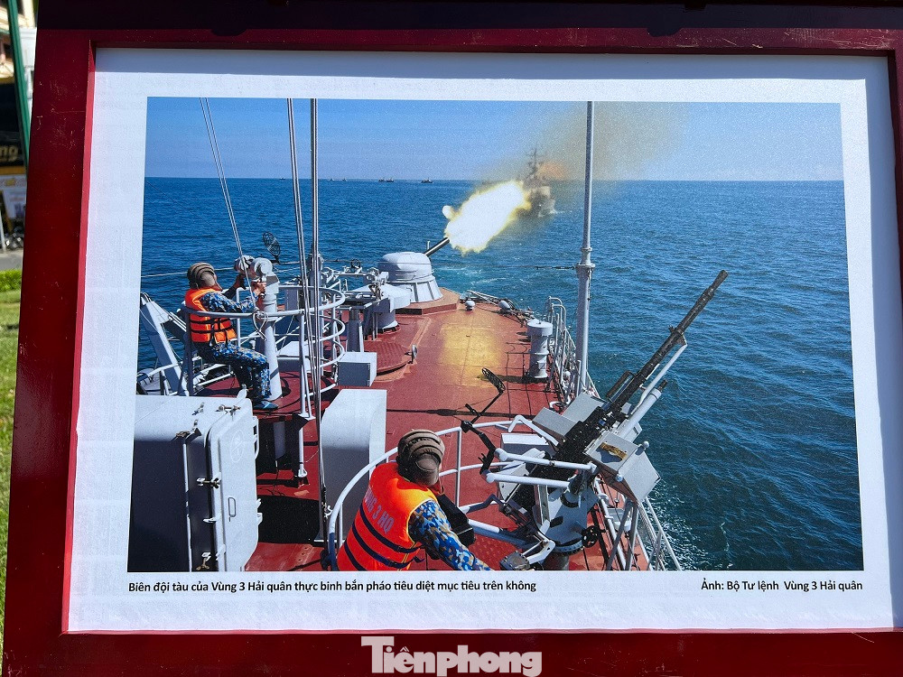 Hàng trăm bức ảnh chân thực đầy ấn tượng Hàng trăm bức ảnh chân thực đầy ấn tượng