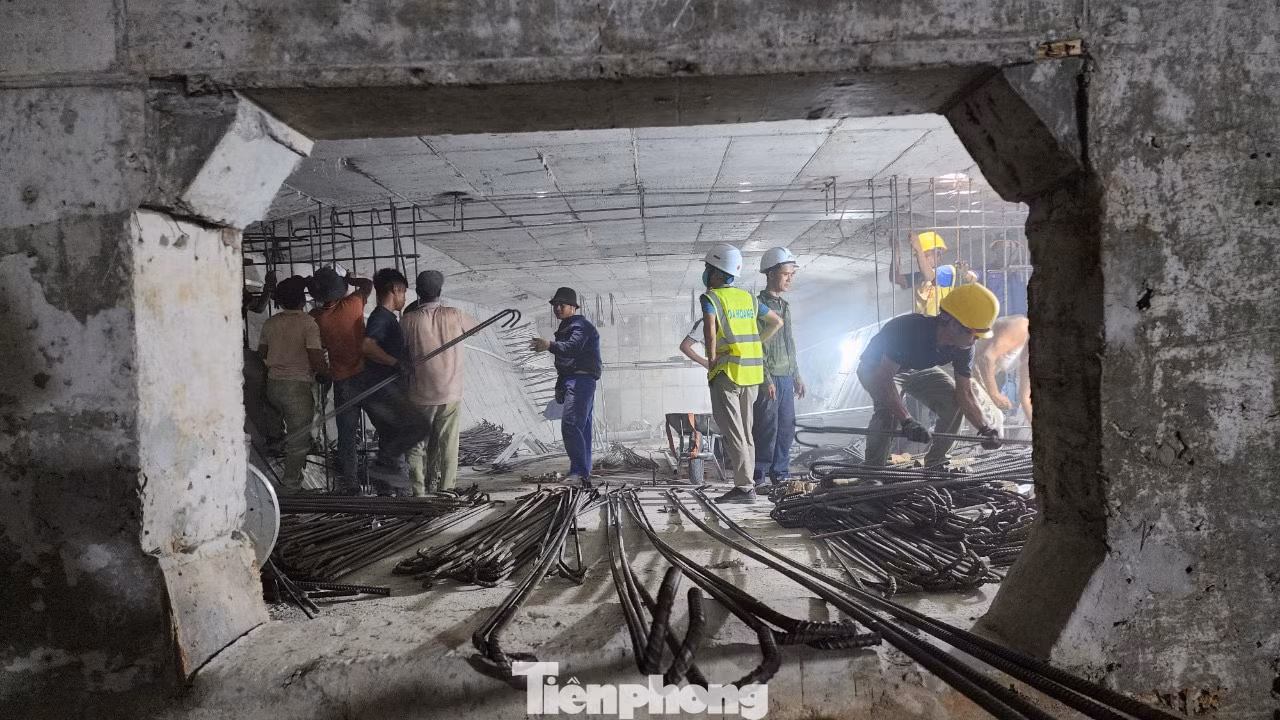 Cầu Trà Khúc 2 có 27 nhịp, trong đó có 5 nhịp chính đúc hẫng cân bằng dạng khung. Công tác sửa chữa tập trung tại 5 nhịp chính từ N19 đến N23. Năm nhịp này được thiết kế dạng dầm hộp đúc hẫng (48m+3*78m+48m), các dây cáp dự ứng lực trong lòng hộp được thiết kế để tăng khả năng chịu tải của cầu.