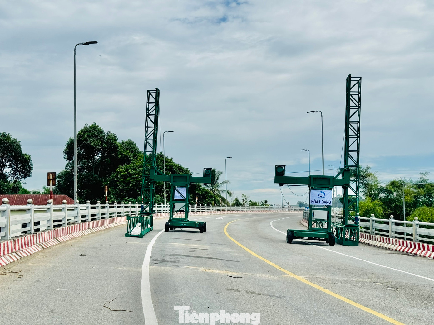 Dự án do Khu quản lý đường bộ 3 làm chủ đầu tư, dự kiến thời gian thi công là 100 ngày, tổng vốn sửa cầu hơn 12,7 tỷ đồng.