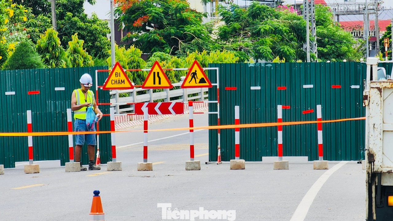 Việc sửa chữa kéo dài 2 tháng từ ngày 17/7 - 14/9. Trong hai tháng này, các lái xe trên Quốc lộ 1A khi đến Km1056+076 (đầu cầu Trà Khúc) sẽ theo dõi biển báo và hướng dẫn của cảnh sát giao thông để di chuyển theo hướng khác.