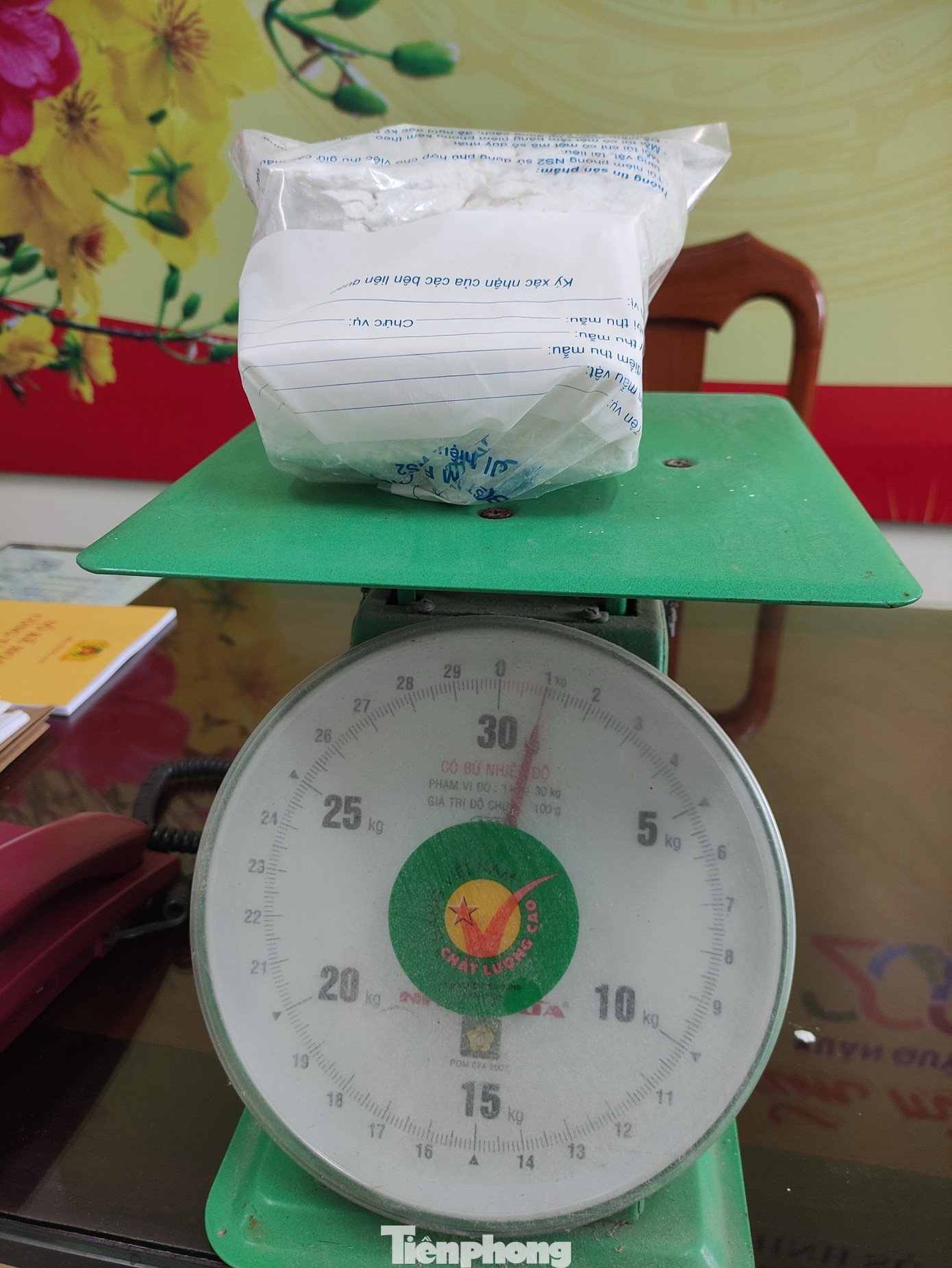 Trọng lượng mỗi gói 1kg.