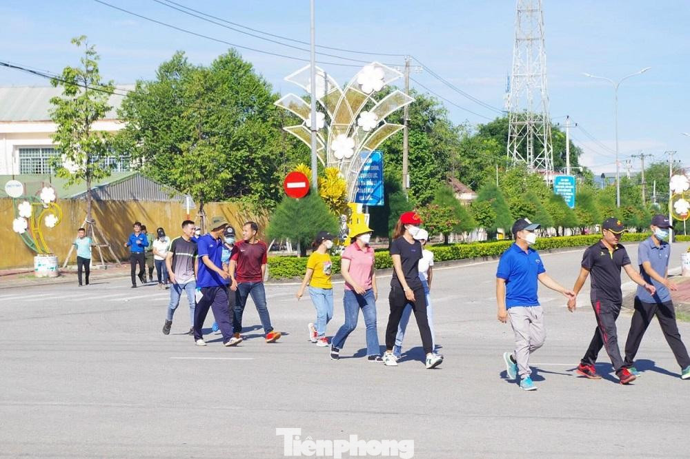 Chương trình "Những bước chân vì cộng đồng". Chương trình "Những bước chân vì cộng đồng".