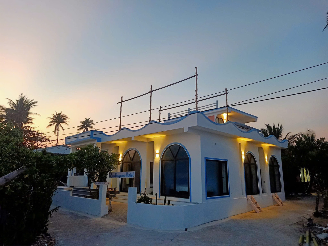 Ngày càng nhiều homstay trên đảo Bé được đầu tư, nâng cấp để đáp ứng nhu cầu khách du lịch. Ảnh: Đặng Văn Sâm