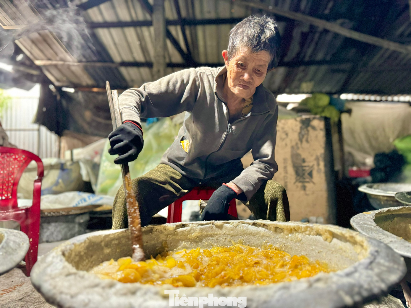 Mứt gừng ở Quảng Ngãi không chỉ cung cấp cho người dân trong tỉnh mà còn được chuyển đi nhiều nơi trong cả nước.