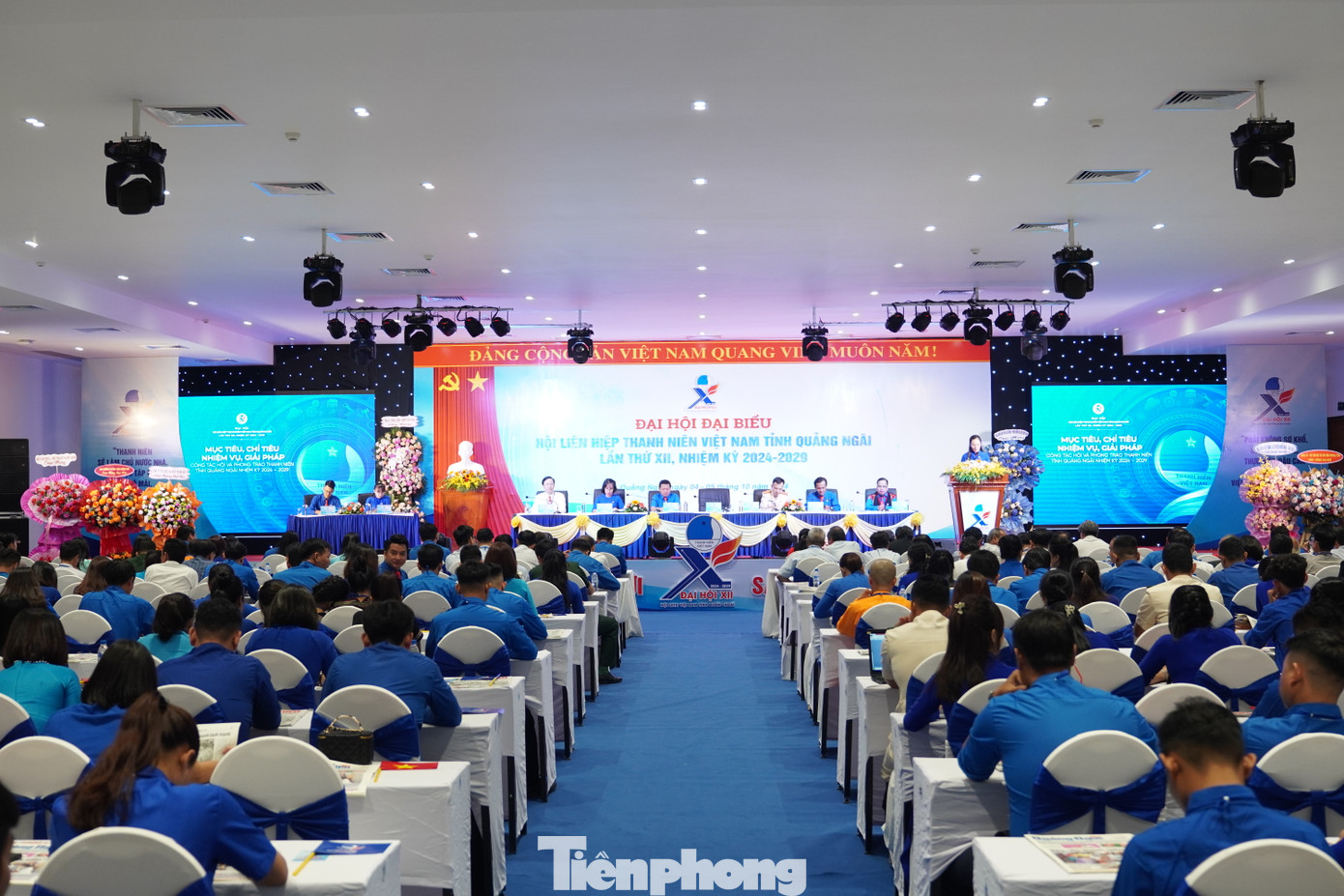 Quang cảnh đại hội. Quang cảnh đại hội.