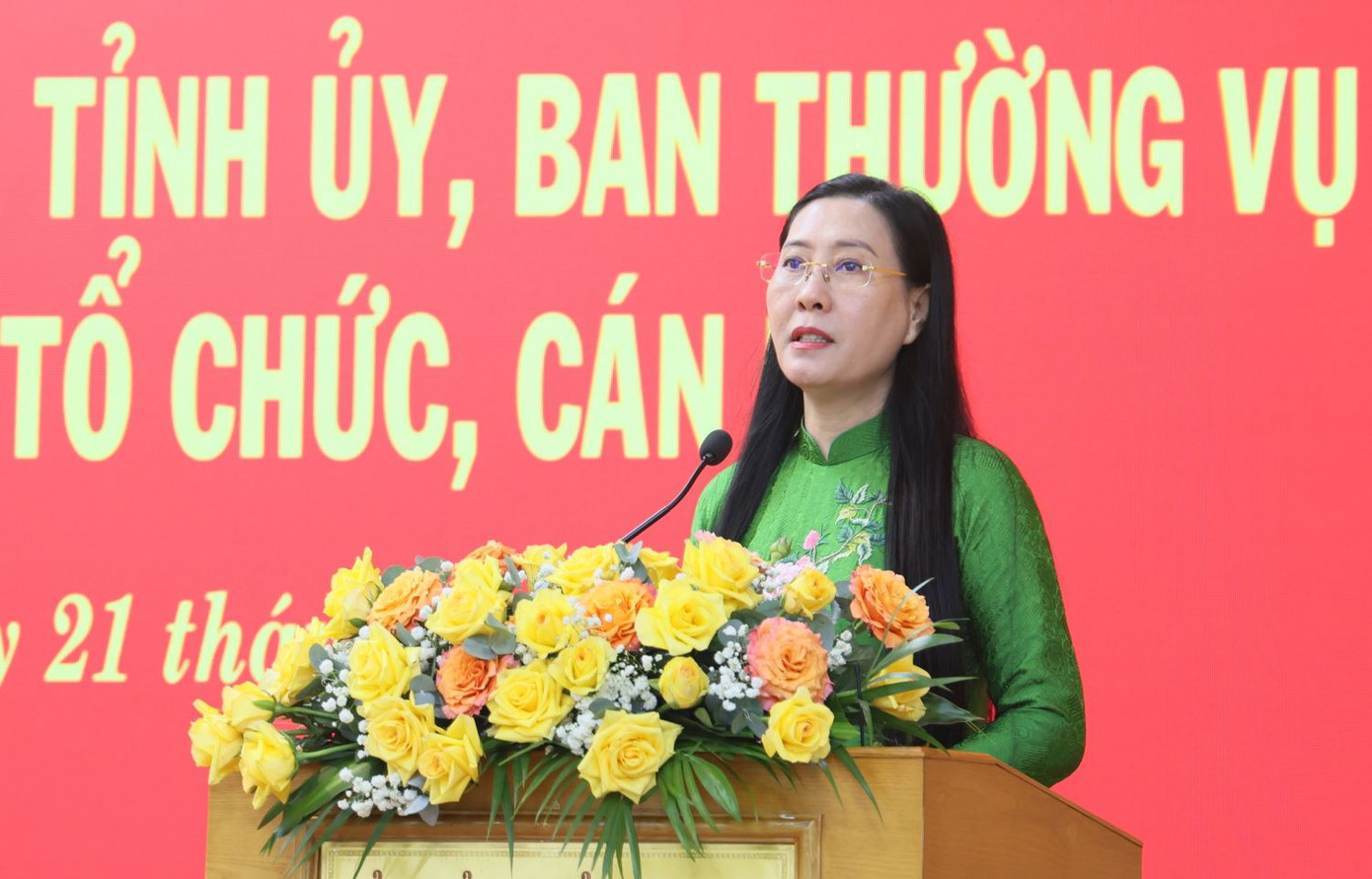 Bí thư Tỉnh ủy Quảng Ngãi Bùi Thị Quỳnh Vân.