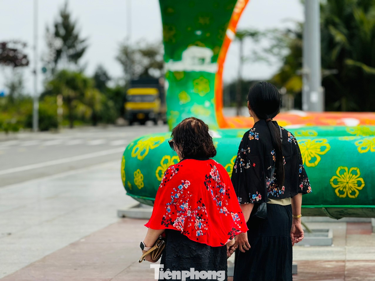 Việc đưa đôi linh vật này về đây, nhằm tạo điểm nhấn mới lạ cho du khách. Ảnh: Nguyễn Ngọc Việc đưa đôi linh vật này về đây, nhằm tạo điểm nhấn mới lạ cho du khách. Ảnh: Nguyễn Ngọc