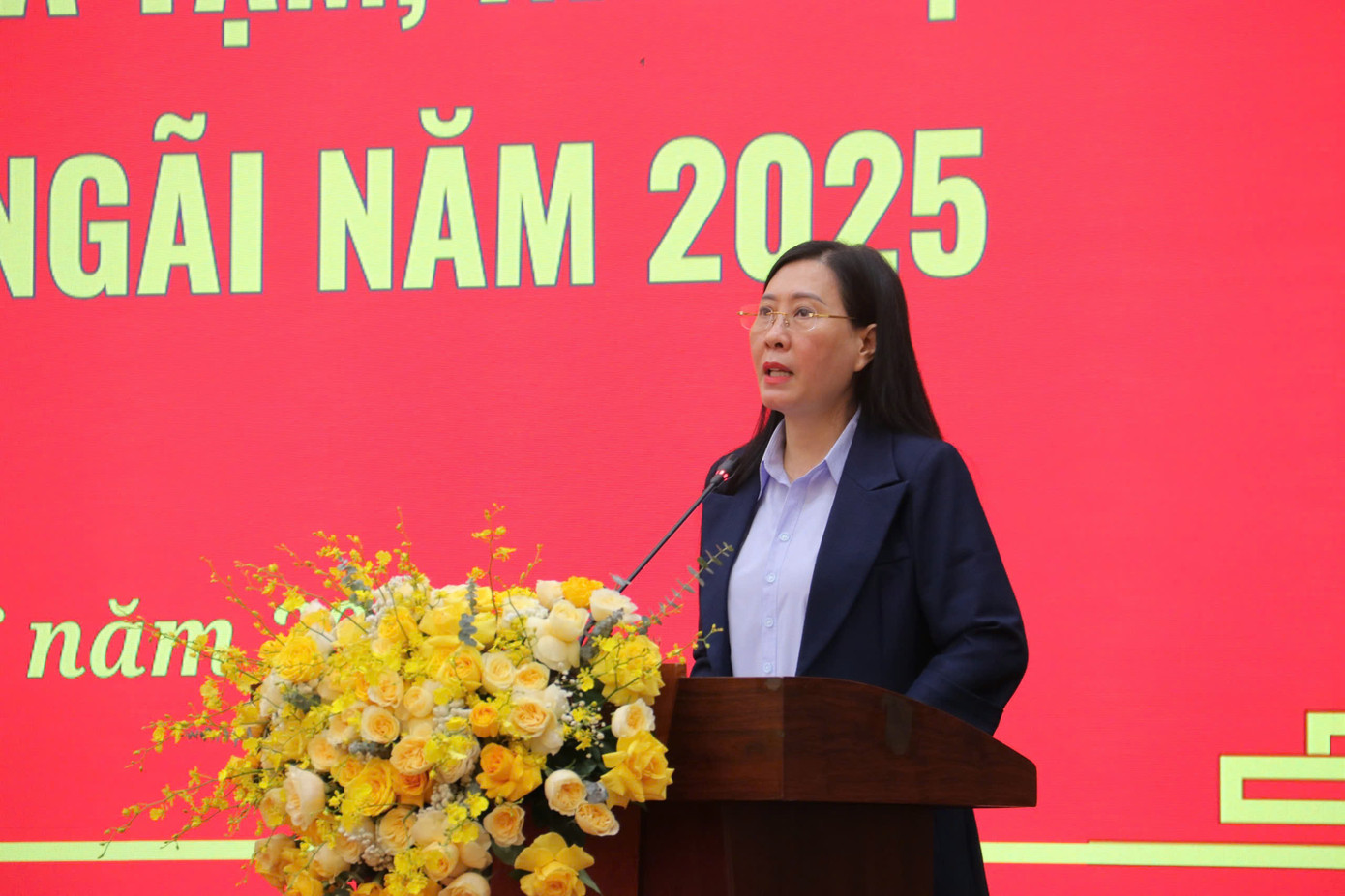 Bí thư Tỉnh ủy Quảng Ngãi Bùi Thị Quỳnh Vân. Bí thư Tỉnh ủy Quảng Ngãi Bùi Thị Quỳnh Vân.