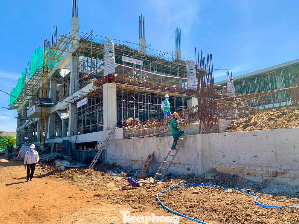 Trung tâm Y tế Quân- Dân y kết hợp huyện Lý Sơn chậm tiến độ.