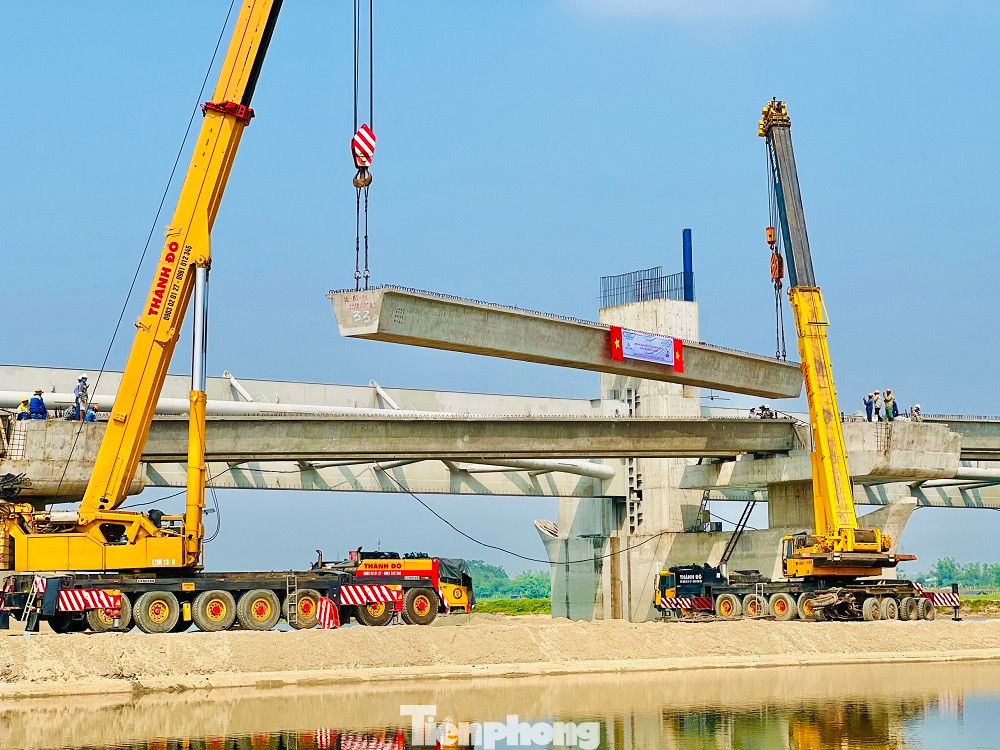 Dự án khởi công tháng 7/2019, dự kiến hoàn thành năm 2021. Đến tháng 8/2020, UBKT Trung ương phát hiện công trình có nhiều sai phạm trong quá trình triển khai thực hiện. Trong lúc đó tỉnh Quảng Ngãi lại gặp khó khăn về ngân sách, cùng với dịch COVID-19 nên phải tạm dừng thi công.