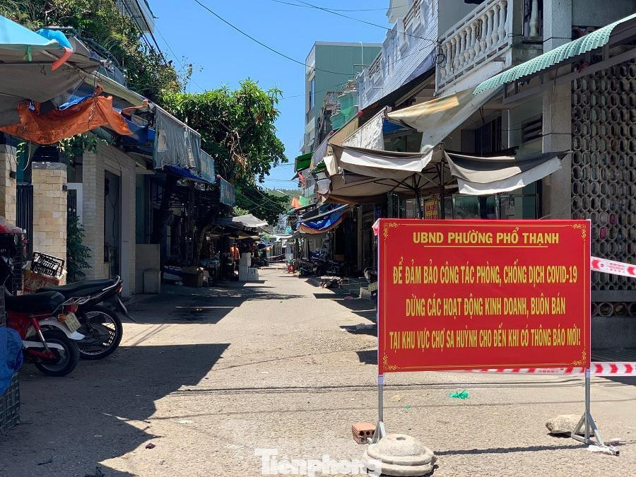 Chỉ trong ba ngày 26/6-27/6 và 28/6, tỉnh Quảng Ngãi đã ghi nhận 41 ca mắc COVID-19. Ảnh: Nguyễn Ngọc Chỉ trong ba ngày 26/6-27/6 và 28/6, tỉnh Quảng Ngãi đã ghi nhận 41 ca mắc COVID-19. Ảnh: Nguyễn Ngọc