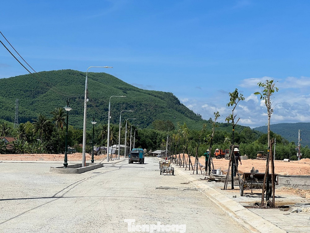 Để di dời dân thực hiện dự án, tỉnh Quảng Ngãi phải xây dựng 23 khu tái định