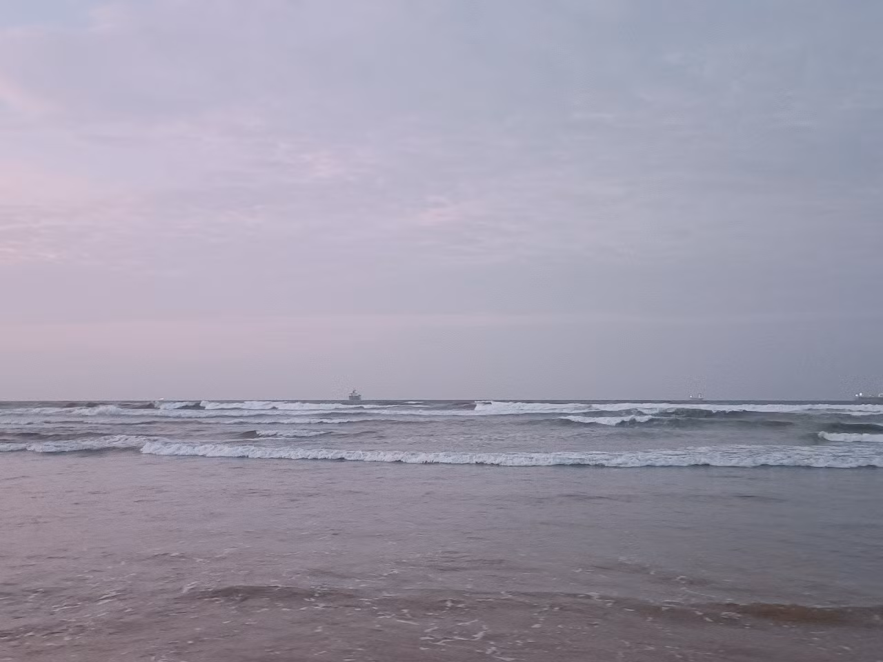 Biển Khe Hai nơi anh L. gặp nạn.