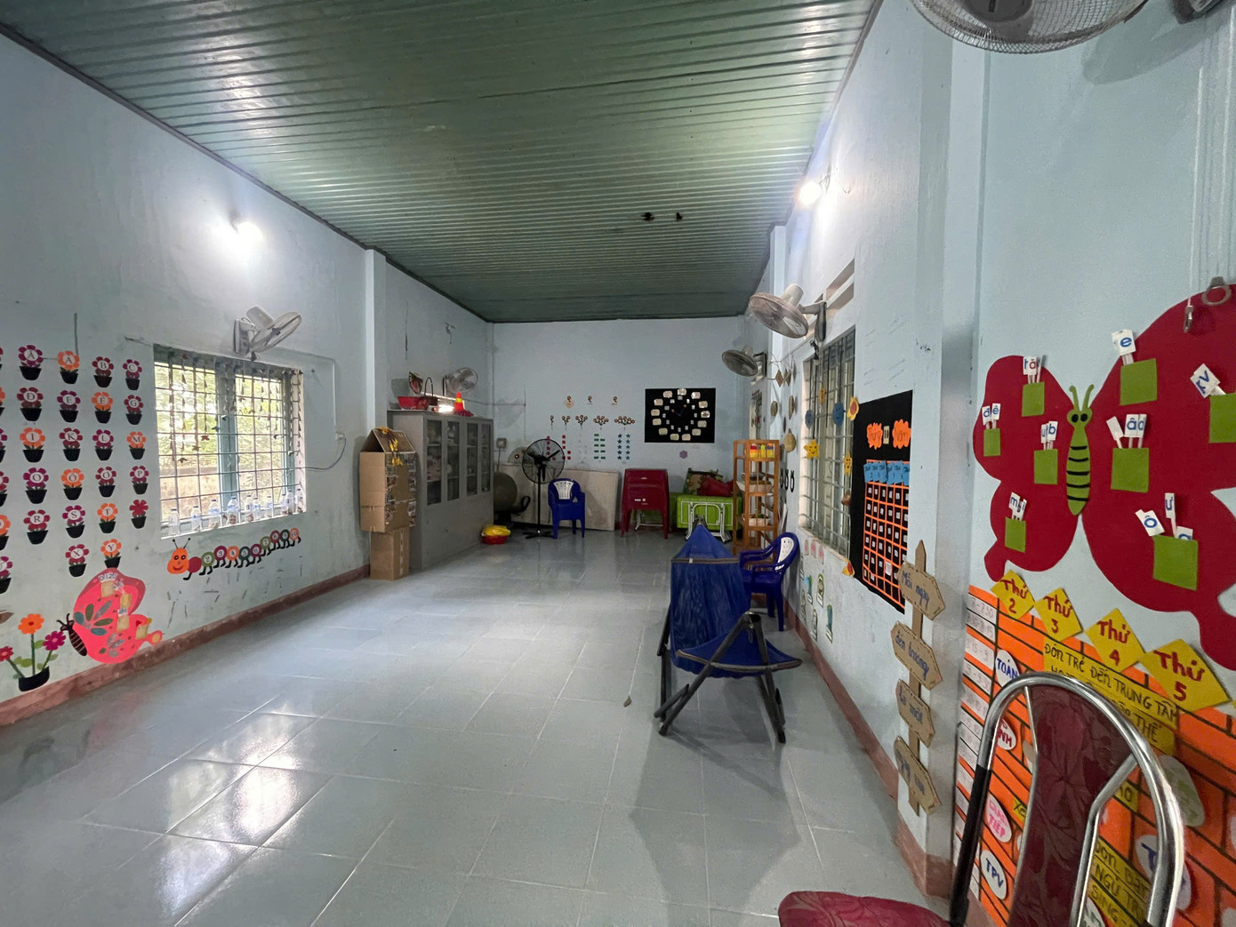 Phòng học ở Trung tâm nuôi dưỡng, phục hồi chức năng nạn nhân chất độc da cam/dioxin Nghĩa Thắng vắng lặng sau khi phải dừng hoạt động vì thiếu kinh phí.
