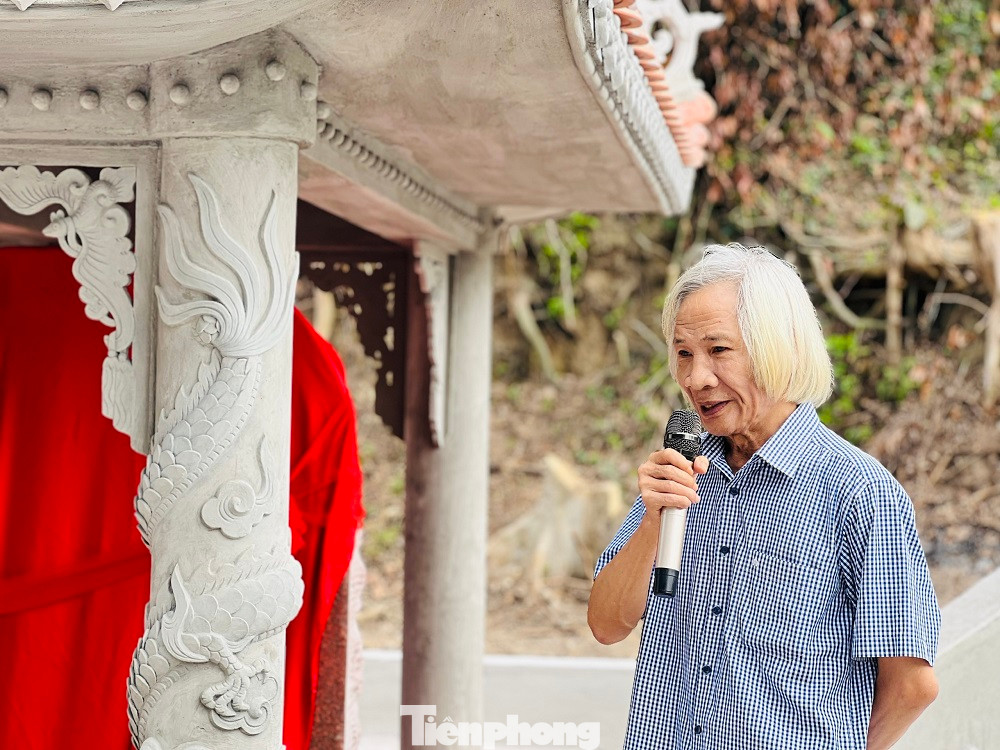 Nhà nghiên cứu Cao Tự Thanh, học trò của thầy giáo Nguyễn Đình Thảng ôn lại những kỷ niệm về người thầy lớn nhất đời mình. Nhà nghiên cứu Cao Tự Thanh, học trò của thầy giáo Nguyễn Đình Thảng ôn lại những kỷ niệm về người thầy lớn nhất đời mình.