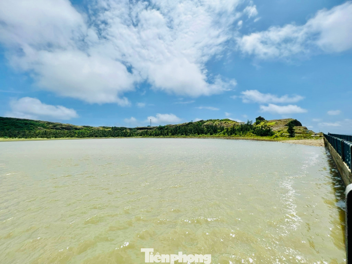 Miệng núi lửa Thới Lới được đề xuất sẽ trữ nước phục vụ duy nhất vào mục đích sinh hoạt cho người dân Lý Sơn.